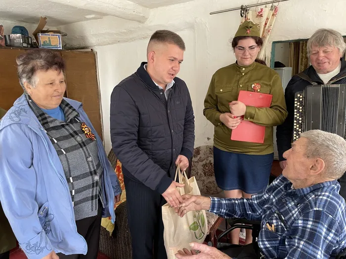 A6361333-ABF4-440A-9C22-CB0D650950E4