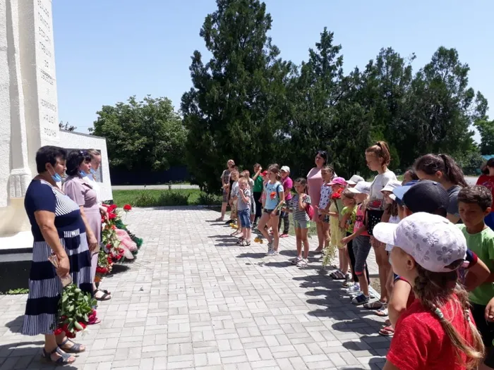 a9a67ead-0ddd-4afe-8418-0e0966a5835c