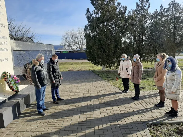 813DE440-00A3-4B6C-B23B-63EF1196C026